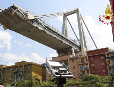 Λιτότητα μέχρι θανάτου: Για την κατάρρευση της γέφυρας στη Γένοβα γράφει η Spiegel
